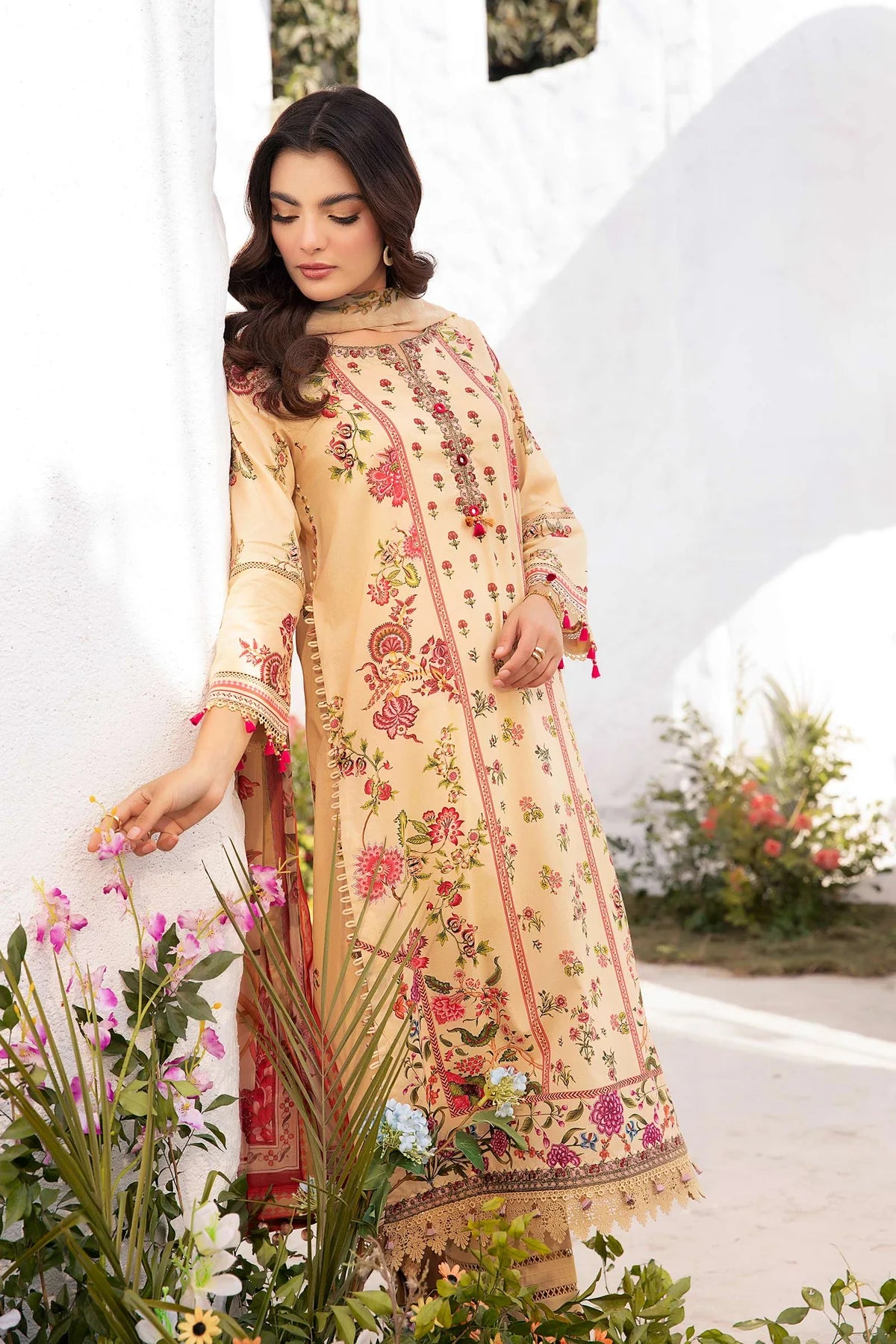 MARIA. B. 3 Pc Unstitched Embroidered Lawn Suit | MB-CUS25-705A