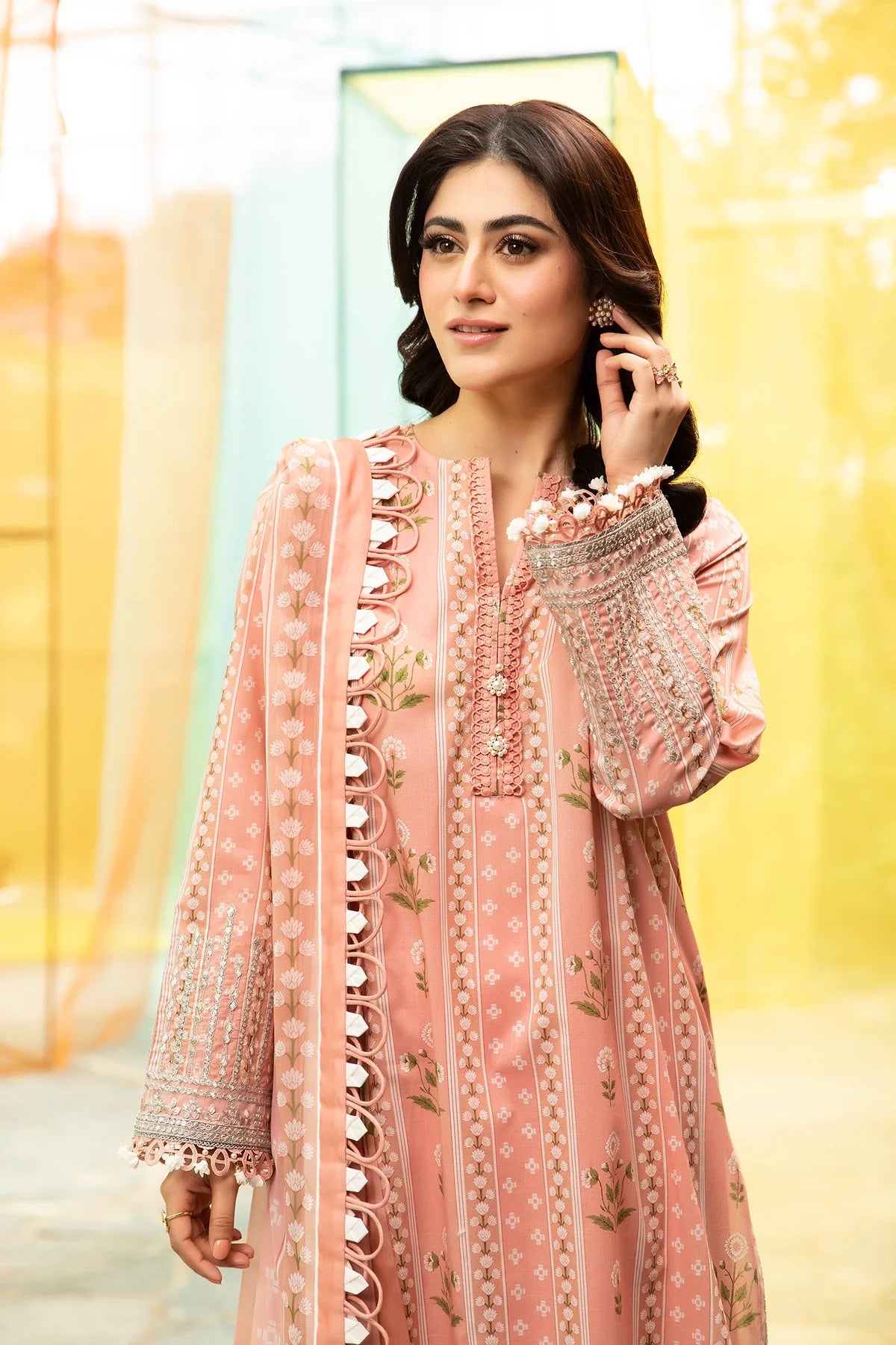 MARIA. B. 3 Pc Unstitched Embroidered Lawn Suit | MB-CUS25-711B